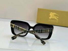 Picture of Burberry Sunglasses _SKUfw55531902fw